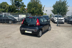 Peugeot 107 1.0 / 68 CH / TRENDY