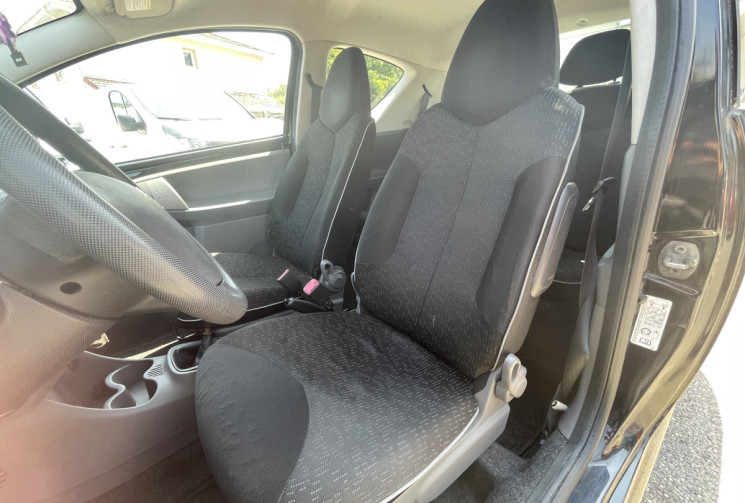 Peugeot 107 1.0 / 68 CH / TRENDY