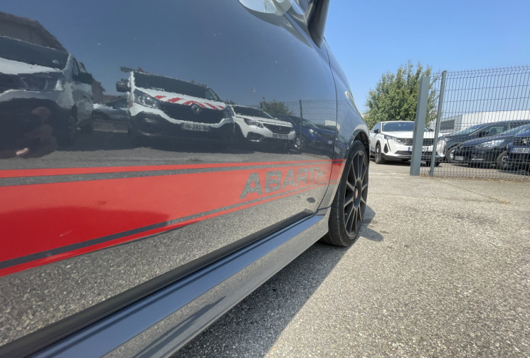 Abarth 500 1.4 / 165 CH / XSR YAMAHA EDITION LIMITE