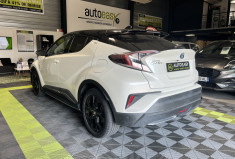 Toyota C-HR 1.8 HYBRID 122 CH GRAPHIC PACK PREMIUM / PACK SPORT 