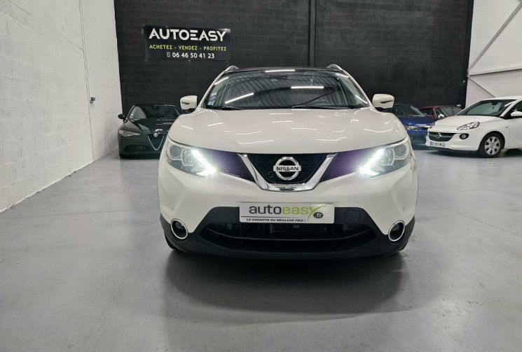 Nissan Qashqai 1.2L DIG-T 115 cv N-Connecta Xtronic / toit pano