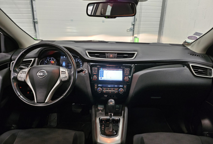 Nissan Qashqai 1.2L DIG-T 115 cv N-Connecta Xtronic / toit pano
