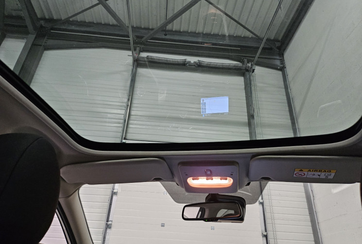 Nissan Qashqai 1.2L DIG-T 115 cv N-Connecta Xtronic / toit pano