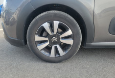 Citroën C3 III (B618) Phase 2 1.2 THP PureTech 12V EAT6 S&S 110 cv Boîte auto SHINE