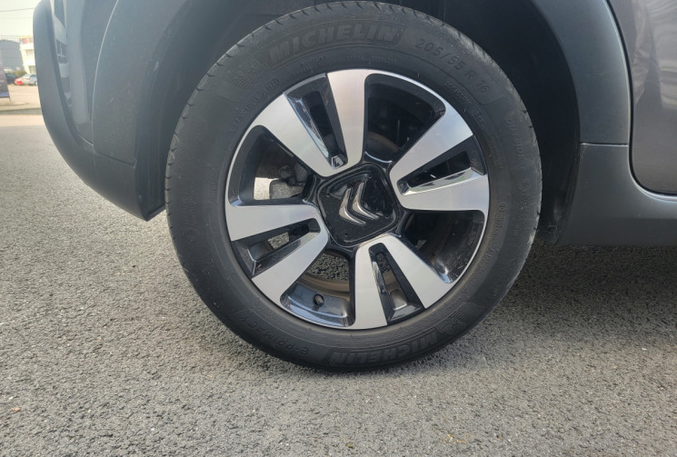Citroën C3 III (B618) Phase 2 1.2 THP PureTech 12V EAT6 S&S 110 cv Boîte auto SHINE