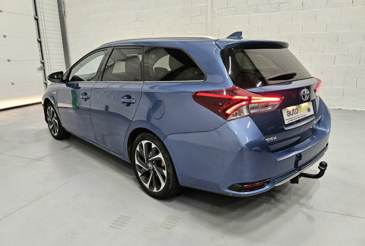Toyota Auris Touring Sports HSD 136 cv Design Business /1° main