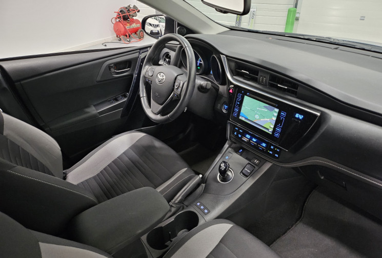 Toyota Auris Touring Sports HSD 136 cv Design Business /1° main