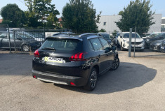 Peugeot 2008 1.2 / 82 CH / ALLURE