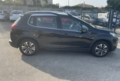 Peugeot 2008 1.2 / 82 CH / ALLURE