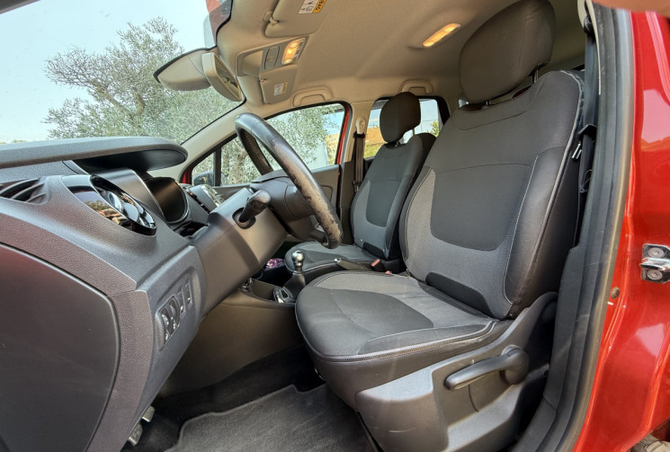 Renault Captur 1.5 dCi 90cv Intens / Suivi complet / Parfait État 