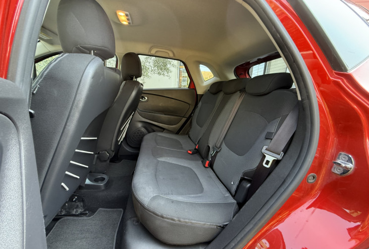 Renault Captur 1.5 dCi 90cv Intens / Suivi complet / Parfait État 