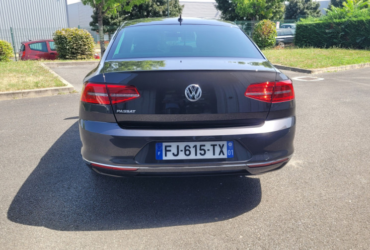 Volkswagen Passat Berline 2.0 TDI 150 DSG7 CARAT **TOIT OUVRANT**