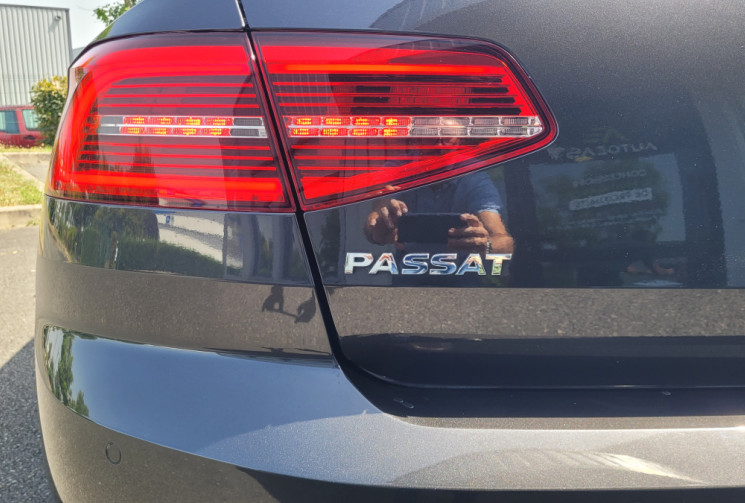 Volkswagen Passat Berline 2.0 TDI 150 DSG7 CARAT **TOIT OUVRANT**