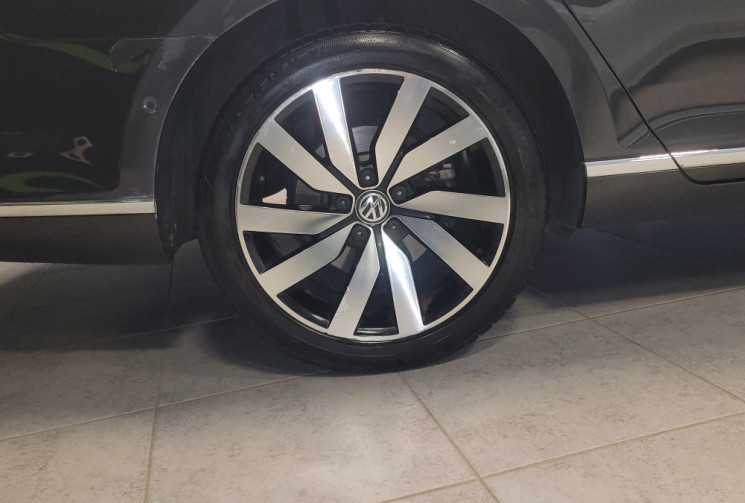 Volkswagen Passat Berline 2.0 TDI 150 DSG7 CARAT **TOIT OUVRANT**