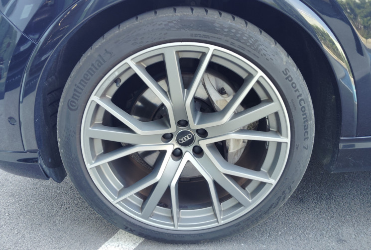 Audi Q7 50 TDI 286ch S line quattro Tiptronic 7 places