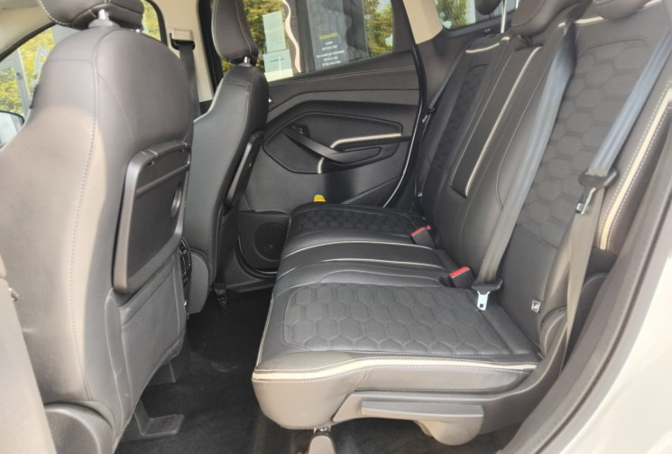 Ford Kuga 2.0 TDCi 4x4 Powershift 150 cv VIGNALE