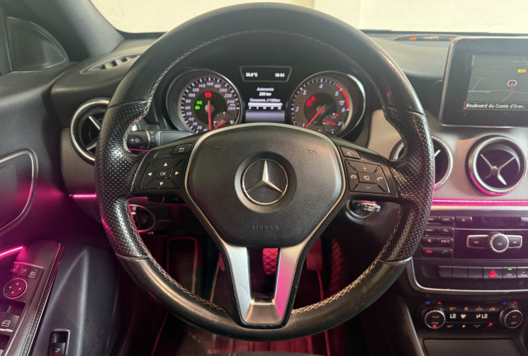 Mercedes CLA I (C117) 180 CDI Fascination + Jantes AMG