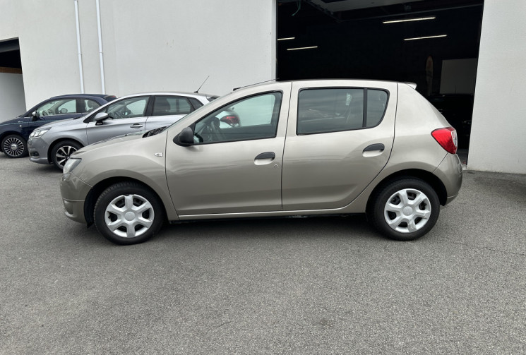Dacia Sandero 1.2 75CV AMBIANCE + ATTELAGE