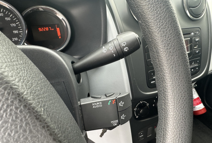 Dacia Sandero 1.2 75CV AMBIANCE + ATTELAGE