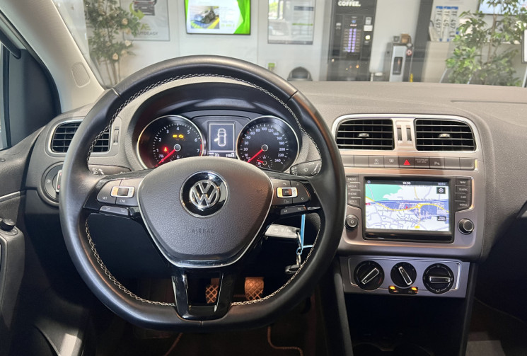 Volkswagen Polo 1.2 TSI 90 CH LOUNGE / PREMIERE MAIN