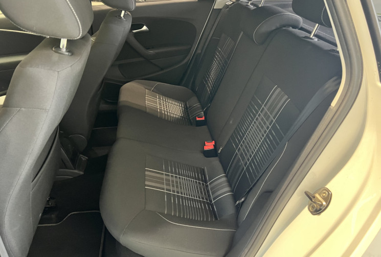 Volkswagen Polo 1.2 TSI 90 CH LOUNGE / PREMIERE MAIN