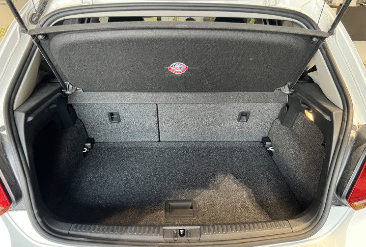 Volkswagen Polo 1.2 TSI 90 CH LOUNGE / PREMIERE MAIN