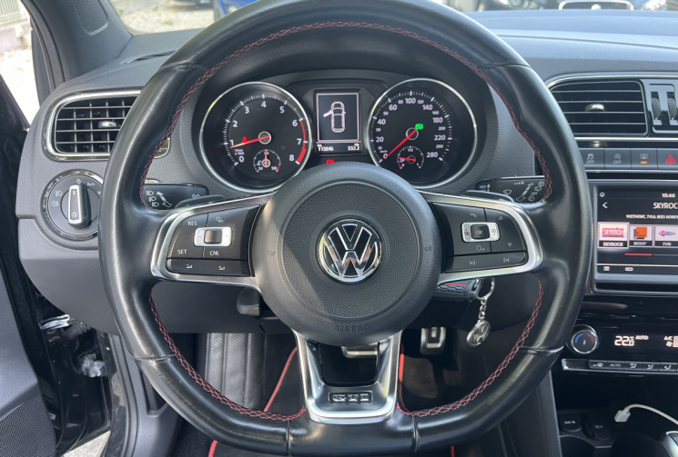 Volkswagen Polo GTI 1.8 192 / Entretien 100% Volkswagen / Mode Sport / Sièges Chauffants / CarPlay