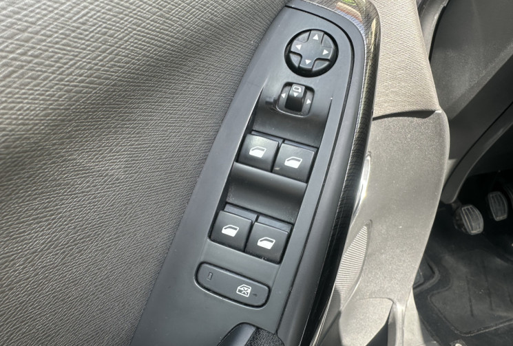 Citroën C4 PICASSO II 2.0 BlueHDi 16V FAP S&S 150 cv SHINE BVM6