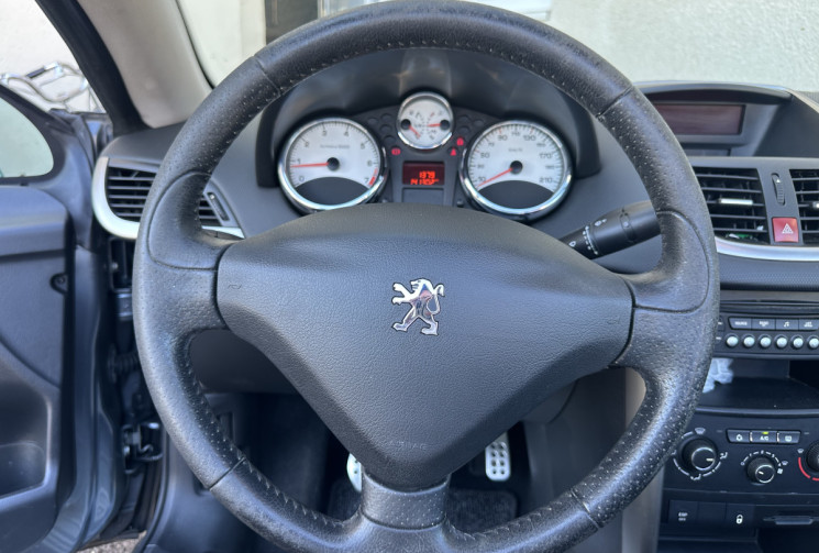 Peugeot 207 CC 1.6 e 16V 120cv