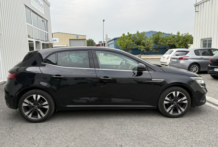 Renault Megane IV INTENS 1.3 TCe 140 cv * Carplay * Caméra * Led Ambiance * Multi sense