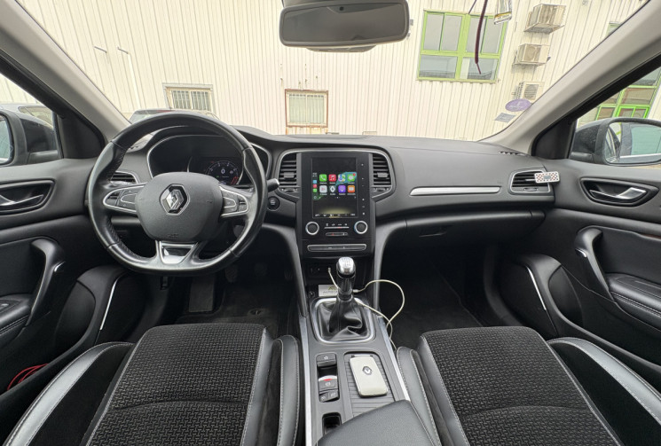 Renault Megane IV INTENS 1.3 TCe 140 cv * Carplay * Caméra * Led Ambiance * Multi sense