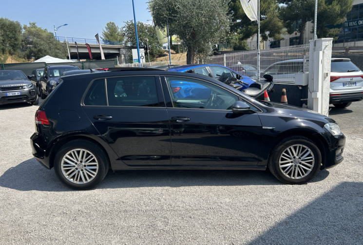 Volkswagen Golf VII 1.6 TDI 105 Ch CUP DSG7 5P * DISTRIBUTION NEUVE * TOIT OUVRANT * RADARS ARR / AV