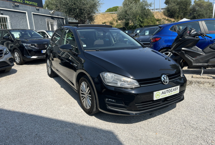 Volkswagen Golf VII 1.6 TDI 105 Ch CUP DSG7 5P * DISTRIBUTION NEUVE * TOIT OUVRANT * RADARS ARR / AV