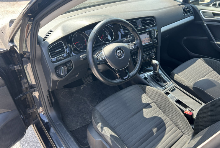 Volkswagen Golf VII 1.6 TDI 105 Ch CUP DSG7 5P * DISTRIBUTION NEUVE * TOIT OUVRANT * RADARS ARR / AV