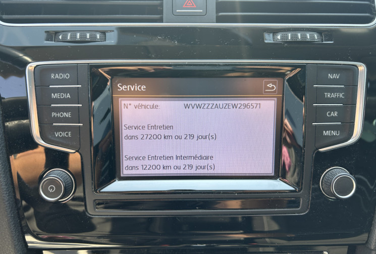 Volkswagen Golf VII 1.6 TDI 105 Ch CUP DSG7 5P * DISTRIBUTION NEUVE * TOIT OUVRANT * RADARS ARR / AV