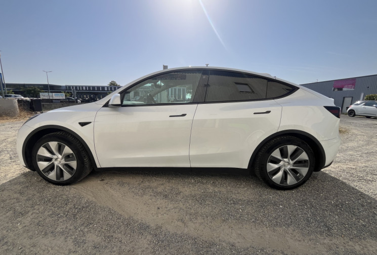 Tesla Model Y Standard RWD TVA DEDUCTIBLE 1ère Main.