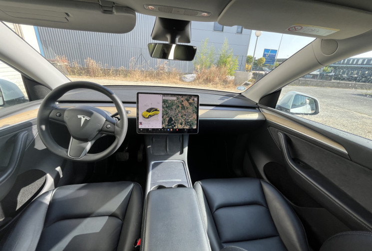 Tesla Model Y Standard RWD TVA DEDUCTIBLE 1ère Main.