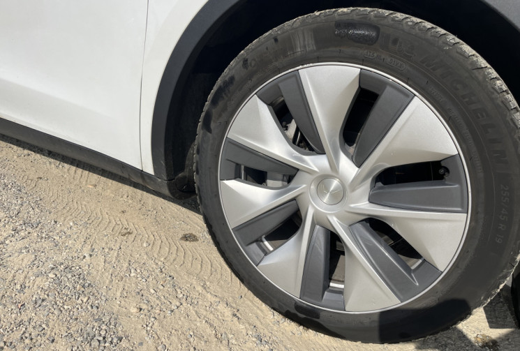 Tesla Model Y Standard RWD TVA DEDUCTIBLE 1ère Main.