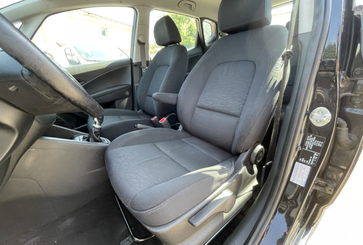 Hyundai ix20 1.6 CRDI / 115 CH / Bluedrive Pack Business