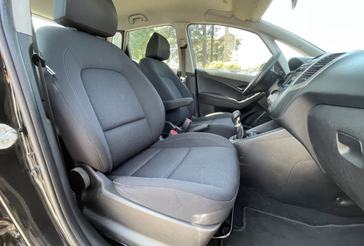 Hyundai ix20 1.6 CRDI / 115 CH / Bluedrive Pack Business