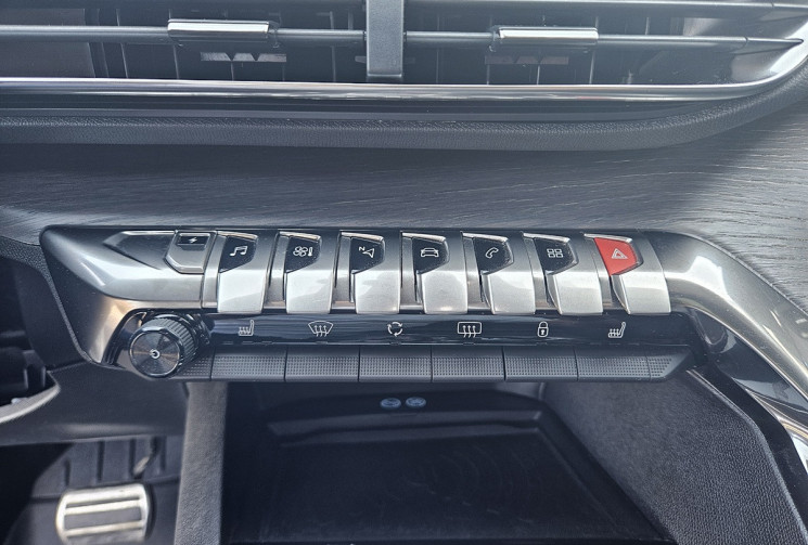 Peugeot 3008 II 1.6 HYBRID 4 300 GT EAT8