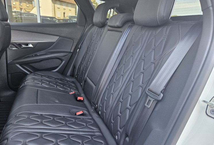 Peugeot 3008 II 1.6 HYBRID 4 300 GT EAT8