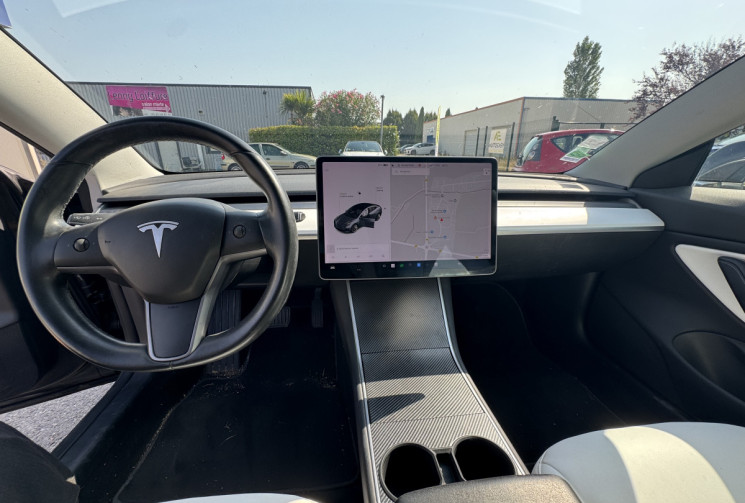 Tesla Model 3 Long-Range Dual Motor AWD