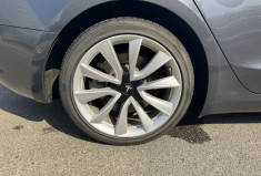 Tesla Model 3 Long-Range Dual Motor AWD