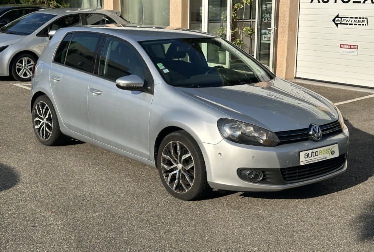 Volkswagen Golf 2.0 TDI 140 ch Carat DSG6 5p / COURROIE OK / ENTRETIEN OK