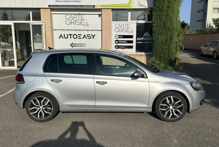 Volkswagen Golf 2.0 TDI 140 ch Carat DSG6 5p / COURROIE OK / ENTRETIEN OK