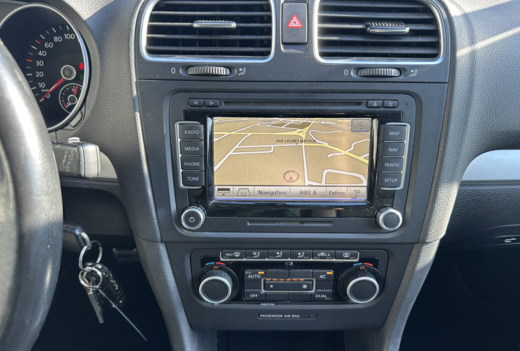 Volkswagen Golf 2.0 TDI 140 ch HighLine DSG6 5p / COURROIE OK / ENTRETIEN OK