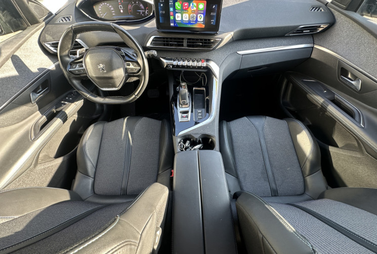 Peugeot 3008 BLUEHDI 130 CH S&S EAT8 ALLURE PACK / Première main / Suivi complet / Attelage