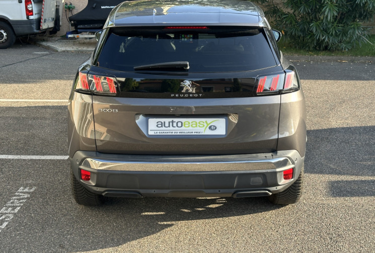 Peugeot 3008 BLUEHDI 130 CH S&S EAT8 ALLURE PACK / Première main / Suivi complet / Attelage