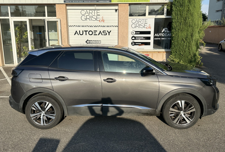 Peugeot 3008 BLUEHDI 130 CH S&S EAT8 ALLURE PACK / Première main / Suivi complet / Attelage
